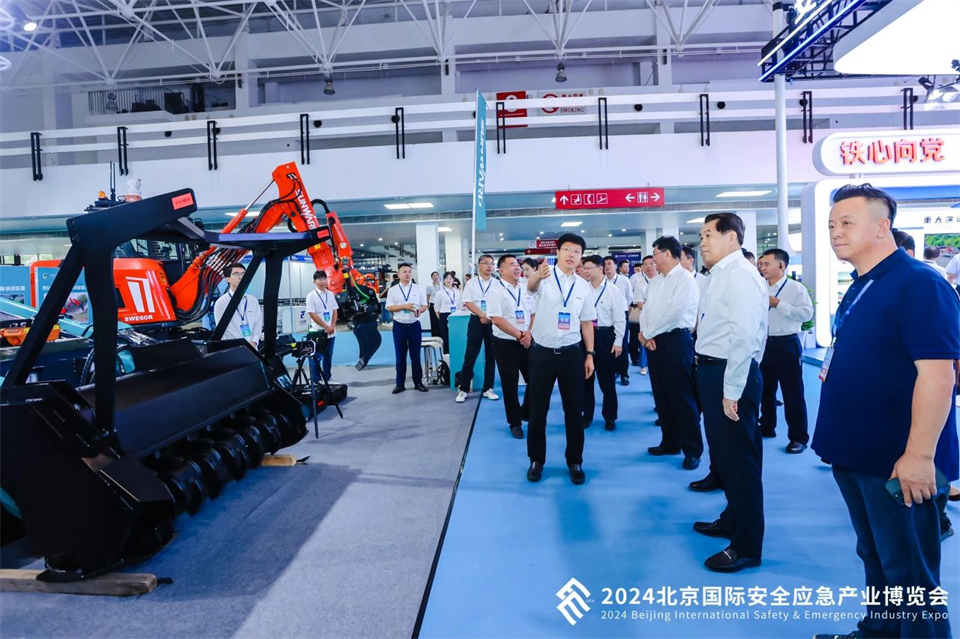 智慧應(yīng)急，安全新時(shí)代 | 山河智能攜8款產(chǎn)品亮相北京安博會(huì)