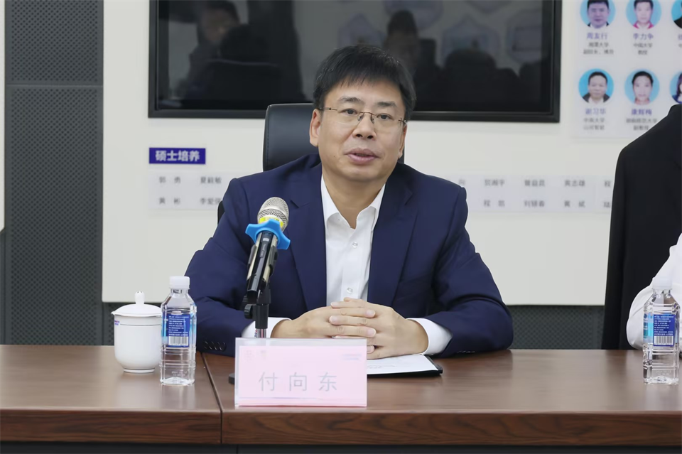 同船出海，共贏未來！中鐵九局副總經(jīng)理劉峻峰一行到訪山河智能