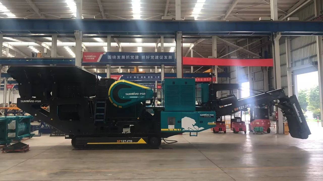 點贊！山河智能創(chuàng)新設(shè)備榮登CMIIC2024明星產(chǎn)品榜單