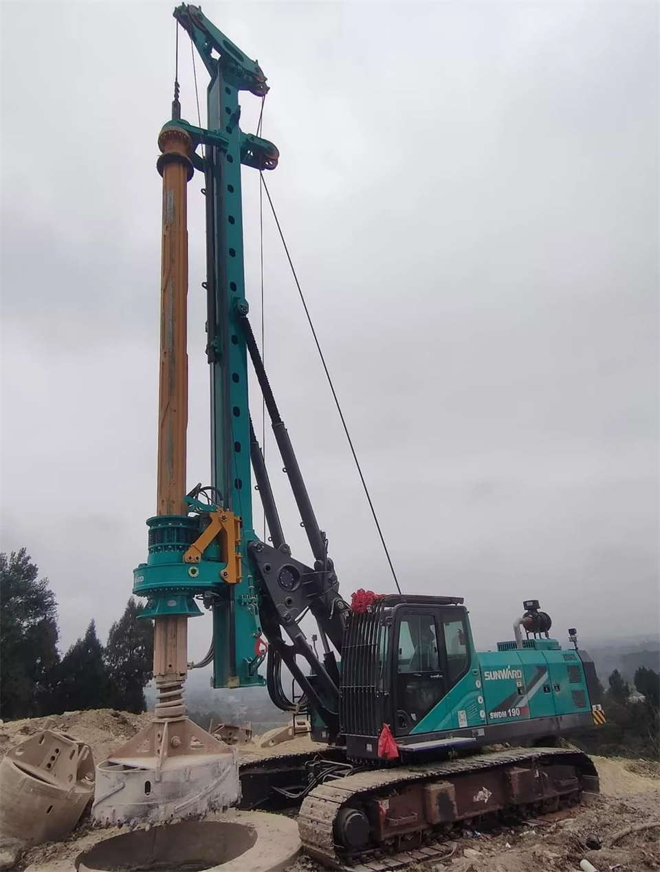 山河智能舉辦電塔樁技術創(chuàng)新交流會，為電力基礎設施建設注入新動力