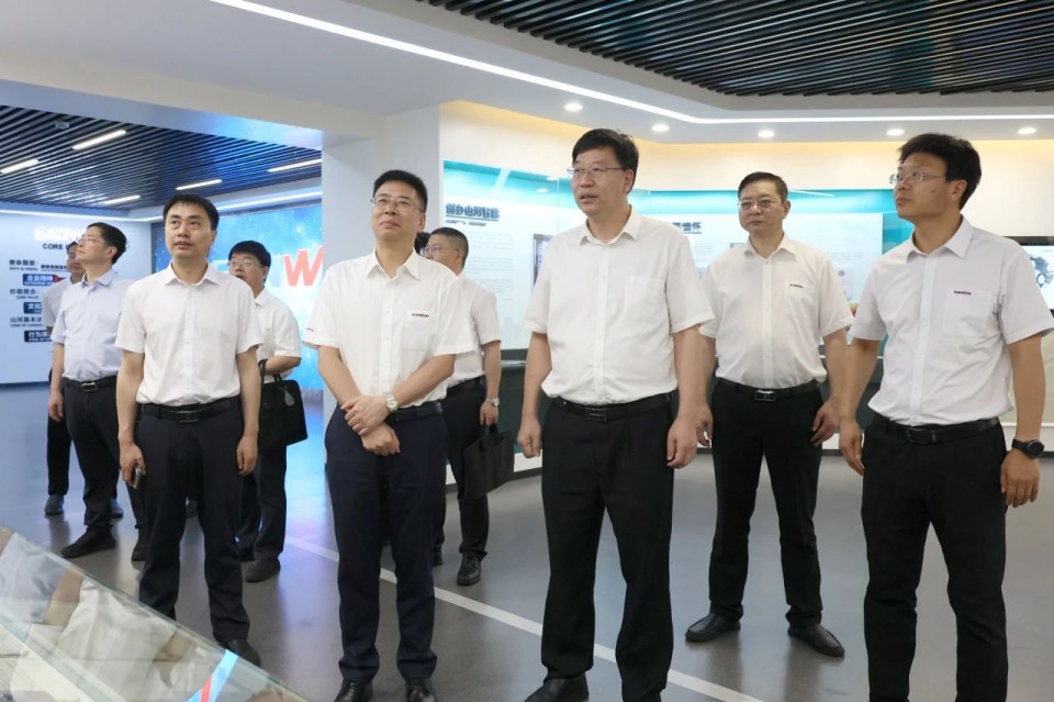 中國工程院院士、中南林業(yè)科技大學(xué)黨委書記吳義強一行到山河智能開展訪企拓崗活動