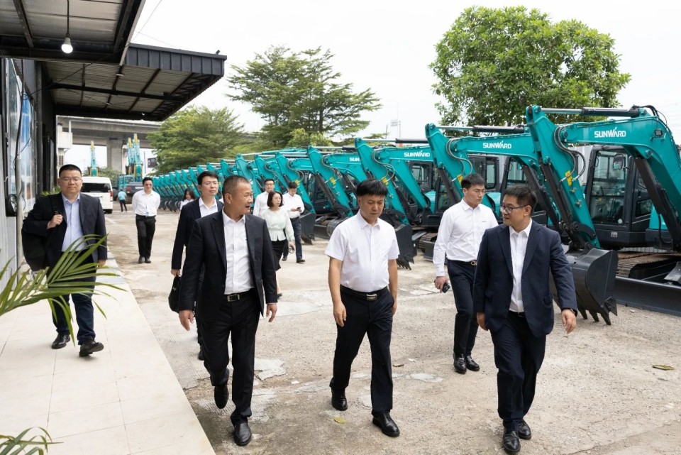 廣州工控集團黨委書記、董事長景廣軍率隊考察山河智能印尼子公司