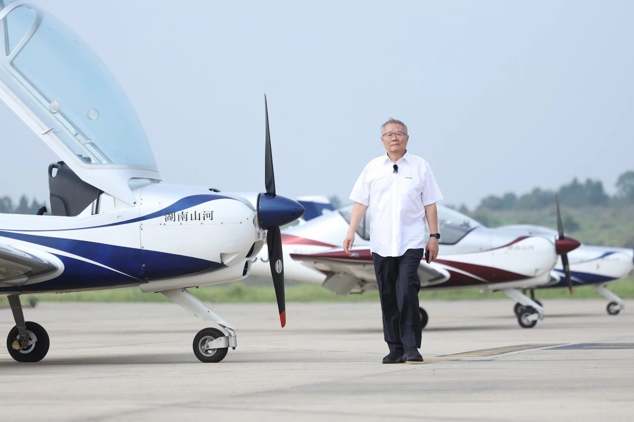 【今晚7:30】湖南衛(wèi)視《創(chuàng)業(yè)有得聊》對話山河智能＆山河星航創(chuàng)始人 何清華：79歲“創(chuàng)業(yè)青年”的低空