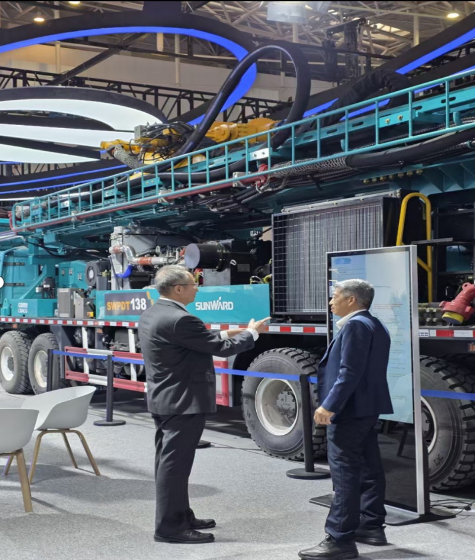 山河智能攜手“戰(zhàn)略合作伙伴”中國(guó)煤炭地質(zhì)總局精彩亮相2025中國(guó)國(guó)際礦業(yè)大會(huì)