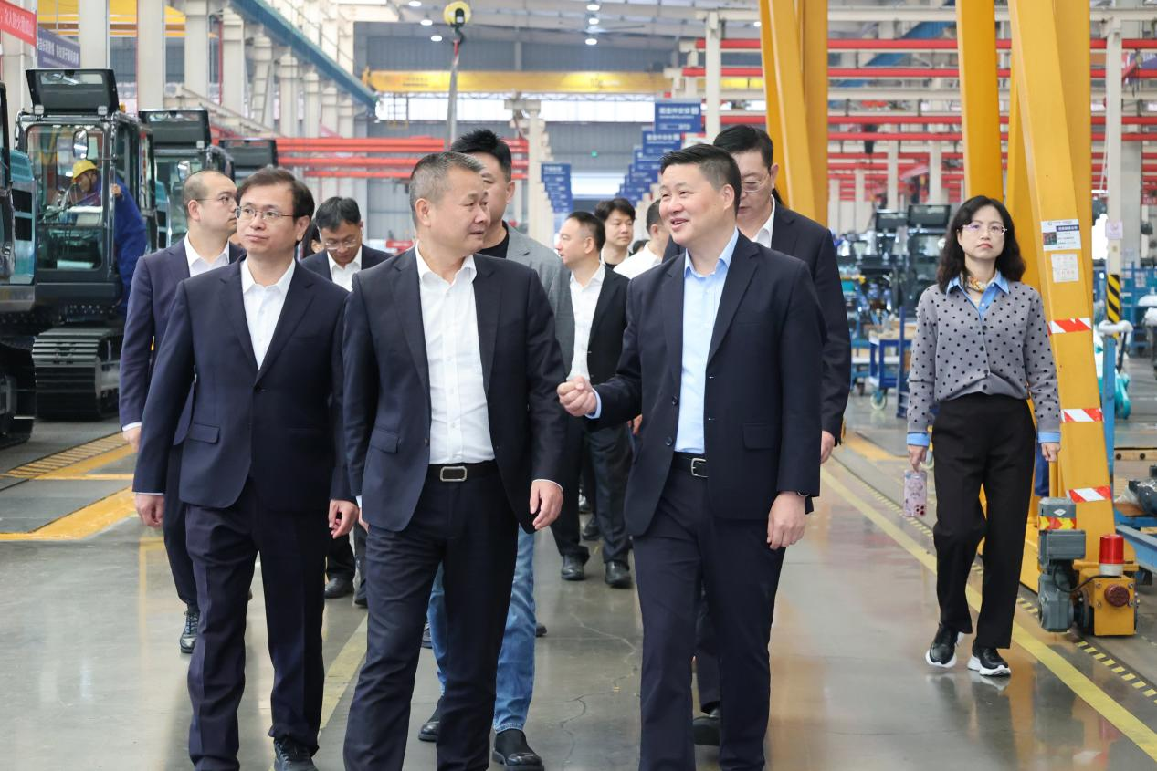 廈門海翼集團總經理金中權到訪山河智能