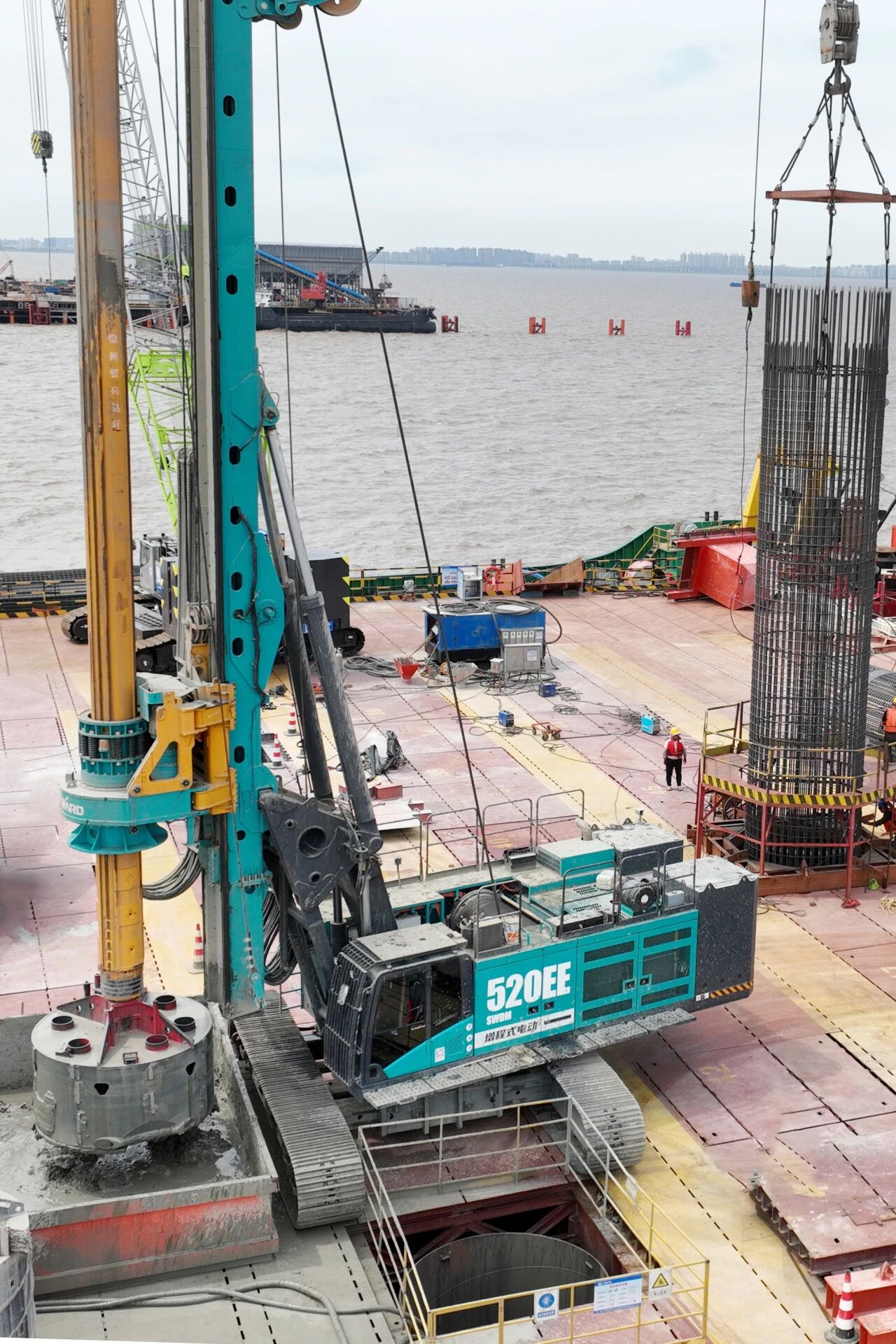 山河智能榮獲廣州工控集團(tuán)“科技創(chuàng)新獎(jiǎng)”，以“先導(dǎo)式創(chuàng)新”賦能高質(zhì)量發(fā)展